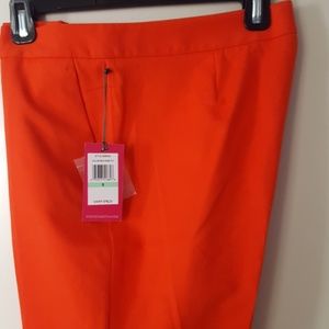 Perfect for Fall! NWT Vince Camuto cropped trouser